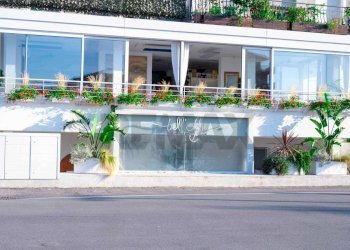 Fronte ristorante - Locale Commerciale Via Pinzon
 
22, Bellaria-Igea Marina - foto 9