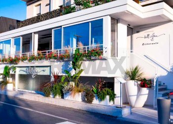 Fronte ristorante - Locale Commerciale Via Pinzon
 
22, Bellaria-Igea Marina - foto 16