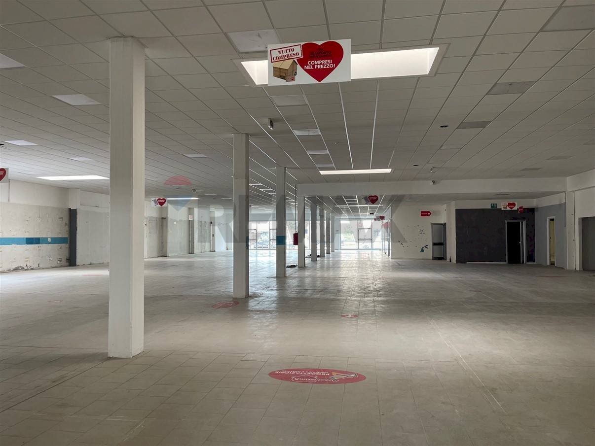 Parcheggio - Commercial Premises Rimini - photo 1