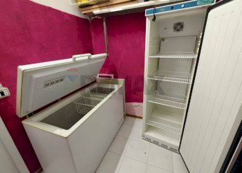 Magazzino - Negozio Via Lagomaggio
 
176/a, Rimini - foto 13