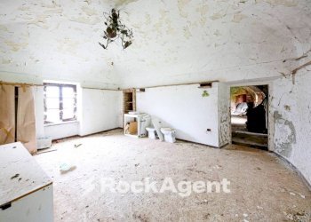 Stanza non arredata - Rustic via case sparse 18, Maranzana - photo 10