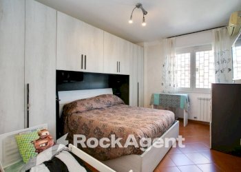 Camera da letto - Trilocale via Deserto del Gobi, Roma (zona Torrino) - foto 13