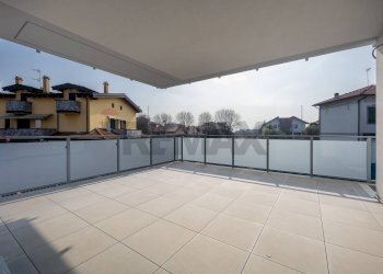 Terrazza - Trilocale via Piave
 
23, Busnago - foto 1