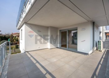 Terrazza - Trilocale via Piave
 
23, Busnago - foto 2