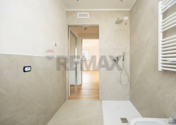 Bagno - Trilocale via Piave
 
23, Busnago - foto 21