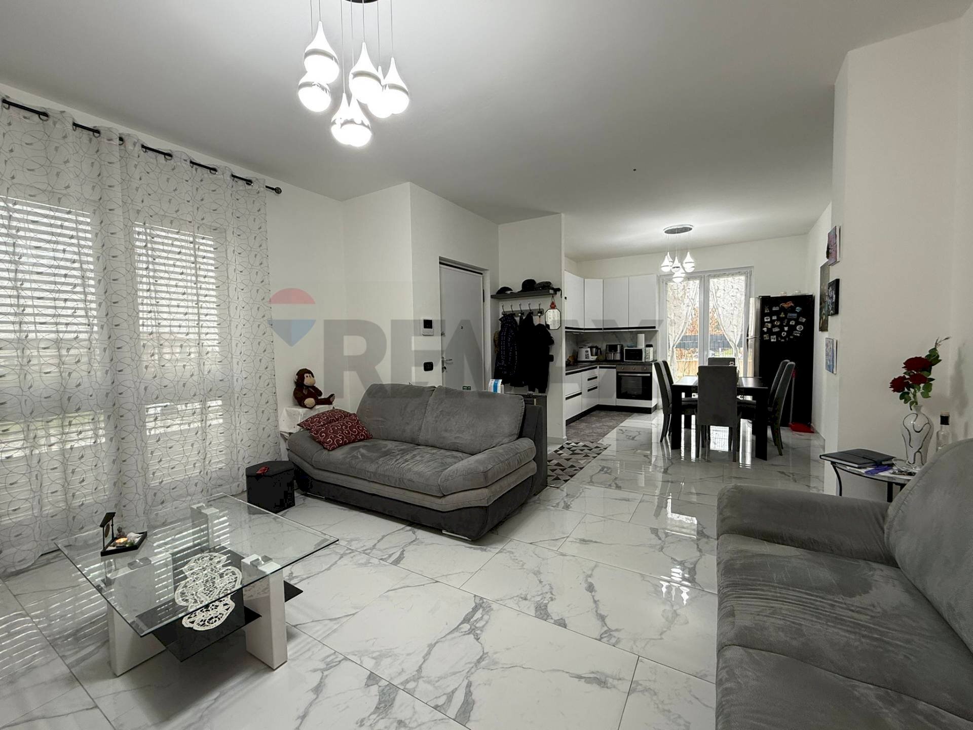 Sala da pranzo - Semi-detached house via Milano
 
20, Trezzano Rosa - photo 3