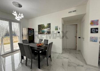 Sala da pranzo - Semi-detached house via Milano
 
20, Trezzano Rosa - photo 9