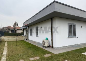Casa all\'aperto - Semi-detached house via Milano
 
20, Trezzano Rosa - photo 20