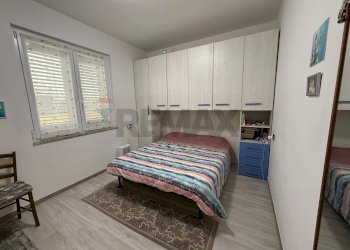 Camera / camera da letto - Semi-detached house via Milano
 
20, Trezzano Rosa - photo 28