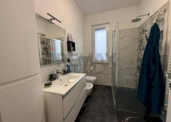 Bagno - Semi-detached house via Milano
 
20, Trezzano Rosa - photo 30