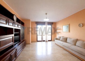 Soggiorno - Trilocale Carioni
 
37, Misano di Gera d'Adda - foto 7