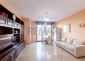 Sala da pranzo - Trilocale Carioni
 
37, Misano di Gera d'Adda - foto 8