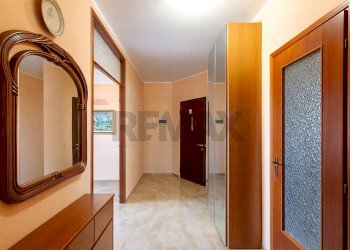 Hall / corridoio - Trilocale Carioni
 
37, Misano di Gera d'Adda - foto 10