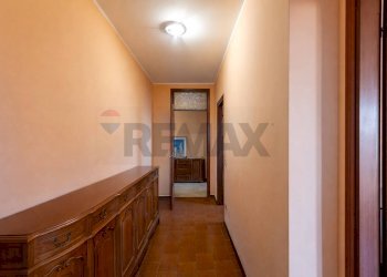 Hall / corridoio - Trilocale Carioni
 
37, Misano di Gera d'Adda - foto 17