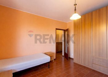 Camera / camera da letto - Trilocale Carioni
 
37, Misano di Gera d'Adda - foto 19