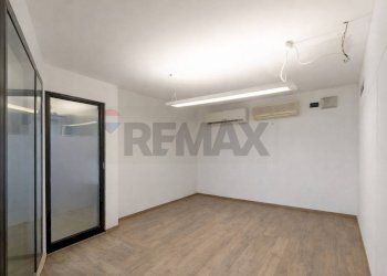 Stanza vuota - Office Via Carlo Bazzi
49, Milano - photo 6