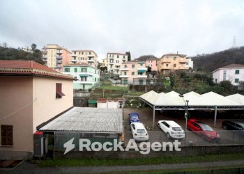 Vista - Trilocale via San Quirico, 109, Genova (zona Bolzaneto) - foto 19