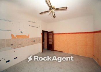 Cucina - Three-room apartment via San Quirico, 109, Genova (neighborhood Bolzaneto) - photo 4