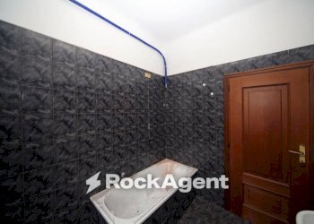 Bagno - Three-room apartment via San Quirico, 109, Genova (neighborhood Bolzaneto) - photo 13