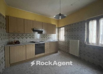 Cucina - Casa indipendente via Villa Tassoni, 10, Bellante - foto 7