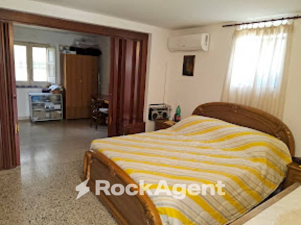 Camera da letto - Casa indipendente Gioiosa Ionica - foto 3