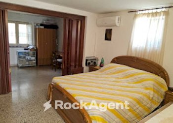 Camera da letto - Casa indipendente Gioiosa Ionica - foto 3