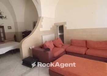 Salone - Casa indipendente via Giacosa, 24, Cutrofiano - foto 5