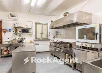 Cucina - Restaurant via Roma, 29, Villa Biscossi - photo 5