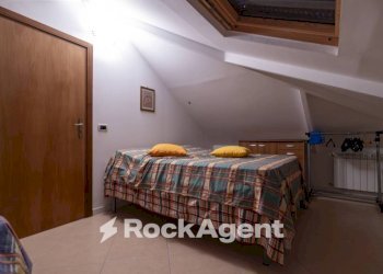 Camera da letto - Villa viale Vincenzo Gattoleo, 127, Catanzaro - foto 37