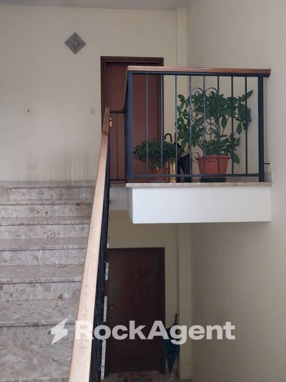 Interno palazzo - Three-room apartment via Roma, 18, Bubbio - photo 3