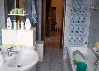Bagno - Three-room apartment via Roma, 18, Bubbio - photo 14
