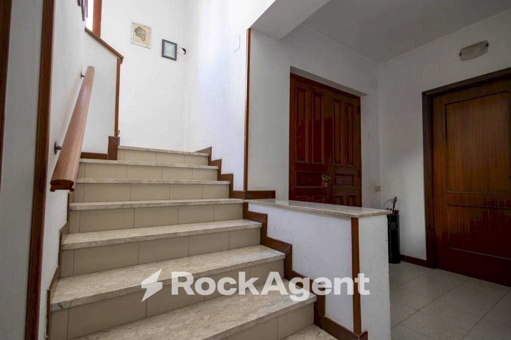 Scala - Bilocale via Vincenzo Catalani, 25, Catanzaro - foto 3