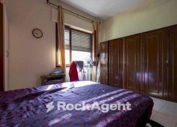 Camera da letto - Bilocale via Vincenzo Catalani, 25, Catanzaro - foto 25