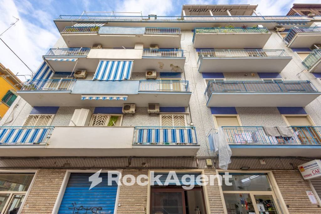 Facciata - One-room apartment via Francesco Netti, 11, Bari - photo 1