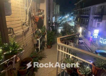 Cortile interno - Trilocale via Angelo Volpicelli, 34, Arzano - foto 19