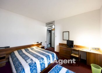 Camera da letto - Hotel via per Camaiore, 33, Pescaglia - foto 11