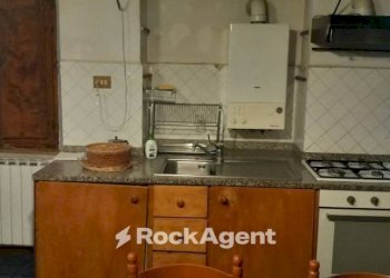 Cucina - Bilocale via Camponocecchio 15, Genga - foto 6