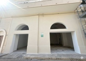 Foto 1 - Commercial Premises via russo, Gallipoli - photo 1