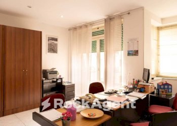 Ufficio - Four-room apartment viale di Augusto, 62, Napoli (neighborhood Fuorigrotta) - photo 4