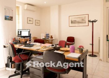 Ufficio - Four-room apartment viale di Augusto, 62, Napoli (neighborhood Fuorigrotta) - photo 5
