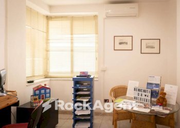 Ufficio - Four-room apartment viale di Augusto, 62, Napoli (neighborhood Fuorigrotta) - photo 15