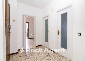 Ingresso - Trilocale via Andrea Provana, 25, Collegno - foto 19