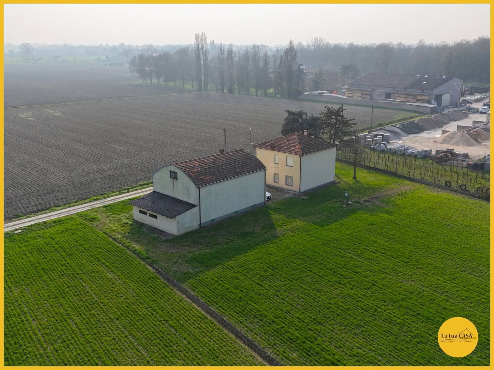 Foto 3 - Terraced Villa Via Castello
 
1/2, Argenta - photo 3