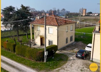 Foto 10 - Terraced Villa Via Castello
 
1/2, Argenta - photo 10