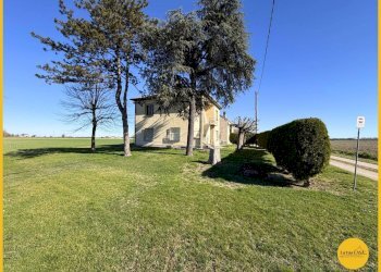 Foto 58 - Terraced Villa Via Castello
 
1/2, Argenta - photo 58