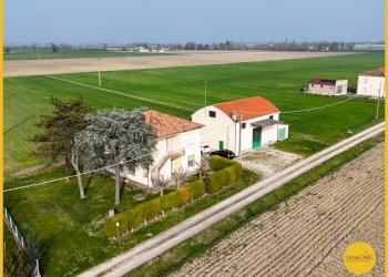 Foto 9 - Casa indipendente Via Castello
 
1/2, Argenta - foto 9