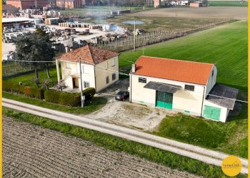 Foto 1 - Casa indipendente Via Castello
 
1/2, Argenta - foto 1