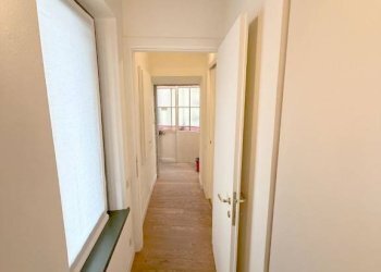 Corridoio - Two-room apartment via Broseta, 3, Bergamo - photo 9
