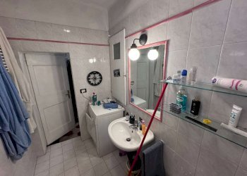 bagno - Bilocale vicolo Malgrado, Bologna (zona Centro Storico) - foto 17