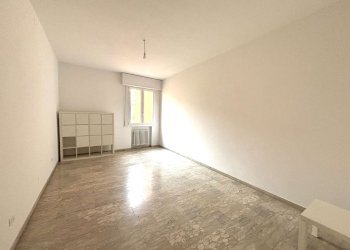 camera 2 - Trilocale via Fontanina, Bologna (zona Centro Storico) - foto 17